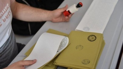 Oy kullanımı sürerken YSK'dan sandık kurullarına flaş talimat