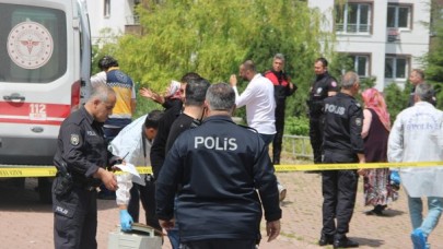 Kayseri'de çocuklarıyla birlikte balkondan düşen Nurgül Dal ve 2 çocuğu öldü