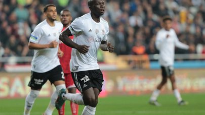 Antalya'dan Aboubakar geçti. Beşiktaş Antalyaspor'u devirdi