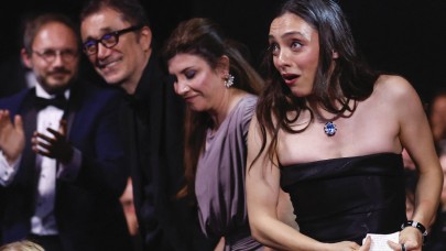 Merve Dizdar Cannes Film Festivali'nde en iyi kadın oyuncu seçildi