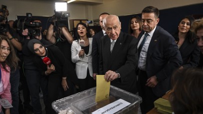Bahçeli oyunu kullandı: Yeni yüzyılda ilk! 
