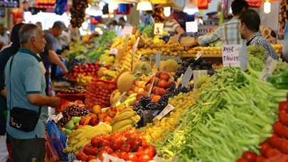 Kış aylarında yaz meyveleri lüks oldu: İki meyve çeyrek altınla yarışıyor