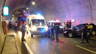 Çanakkale'de kaza: Şenay Şentürk öldü,  4 kişi yaralandı