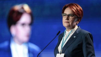 Meral Akşener en büyük pişmanlığını açıkladı ve sert çıktı: Siz kim Türklük kim,  saygısızlar!
