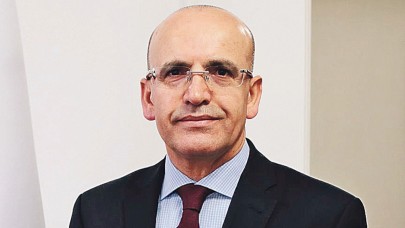 Mehmet Şimşek İngilizce paşlaşımında 'Bizim önceliğimiz' dedi ve açıkladı. Flaş sözler