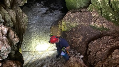 Bayburt'ta buz mağarasına düşen Mehmet Daştan öldü