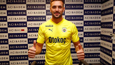 Tadic imzaladı. Fenerbahçe kaç para ödeyeceğini açıkladı