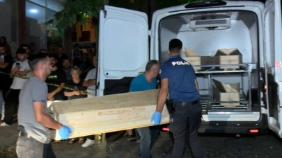 Esenyurt'ta eşine bıçak çekti,  babası tarafından bıçaklandı: Umut Erkut öldü