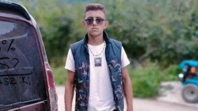 Urla'da parkta bıçaklanan 17 yaşındaki Emre Heybet öldü