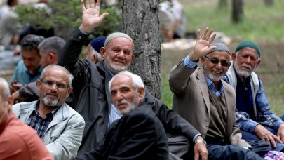 Emeklilerin gözü Erdoğan’da. Abdulkadir Selvi açıkladı: Emeklilerin zam oranı artacak mı?