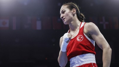 Buse Naz Çakıroğlu Polonya'da altın madalya kazandı.