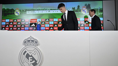 Arda Güler Real Madrid'e imzayı attı,  annesi gözyaşlarını tutamadı. İşte ilk sözleri. Fenerbahçe'ye mesaj yolladı