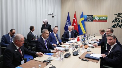 Cumhurbaşkanı Erdoğan,  Stoltenberg ve Kristersson'la bir araya geldi