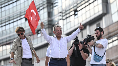 Tanju Özcan'dan CHP Genel Merkezi önünde flaş iddialar. Çok sert konuştu