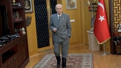 Bahçeli çizmeleri giydi: 'Kıbrıs Türktür' paylaşımı. Atatürk'ün yaptığı 2 olay hatırlatıldı