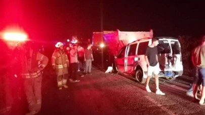 Silivri'de kaza Dursun Aydın öldü. Ardından jandarmaya başka araç çarptı. Adam kadınları bırakıp kaçtı