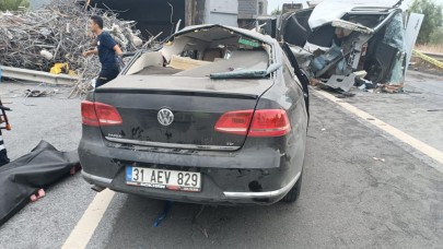 Hatay'da devrilen tıra çarpan otomobilin sürücüsü Ahmet Çağırır öldü