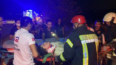 Manisa'da korkunç kaza. Fatma Kartalmış arka koltuktan fırlayıp aracın altında kaldı