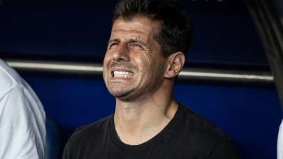 Emre Belözoğlu'nun görevine son verildi