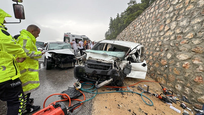 Antalya'da kaza: Ömer Ünalan öldü. 6 kişi yaralandı