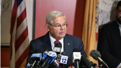 ABD'li senatör Bob Menendez kefaretle serbest bırakıldı