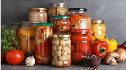 Ev tipi  konserve canlarına mal oldu