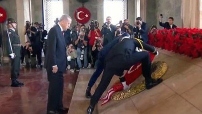 Cumhurbaşkanı Erdoğan Anıtkabir'de söz verdi