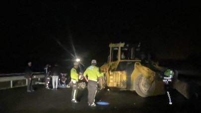 Düzce'de iş makinesine çarpan motosikletteki Samet Güler ve Berkecan Akçaoğlu öldü