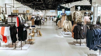 130 mağazası olan giyim devi iflas etti!