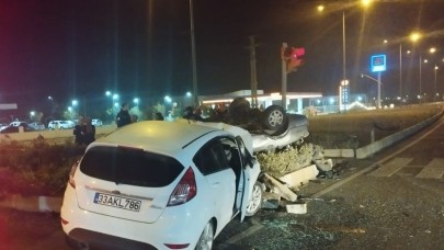 Balıkesir Burhaniye'de feci kaza: 1 kişi öldü,  2 kişi yaralandı