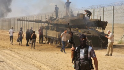 İsrail ve Hamas peş peşe açıkladı. Esir takası ve ateşkes kararı