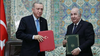 Cumhurbaşkanı Erdoğan'dan Cezayir dönüşü önemli açıklamalar!