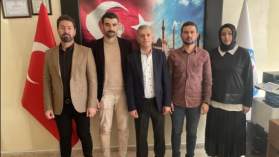 Bu kadarına da pes! Veliler okulu bastı 3 öğretmeni dövdü