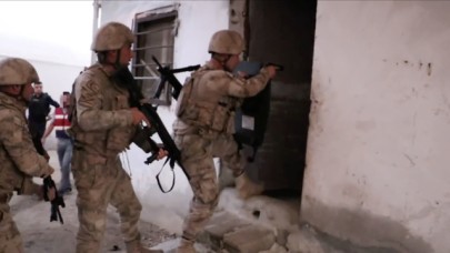 Şafak vakti 9 ilde nefes kesen operasyon: 88 kişi yakalandı