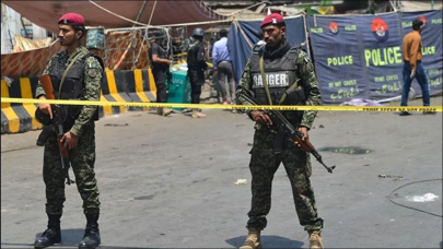 Pakistan'da karakola saldırı: 23 asker öldü!