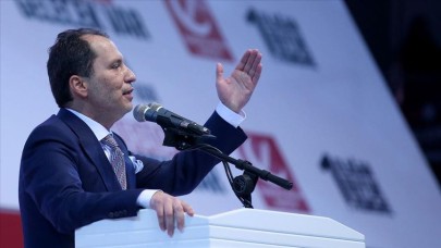 Yeniden Refah'ın yerel seçim bombası: Ünlü şarkıcı belediye başkan adayı oldu