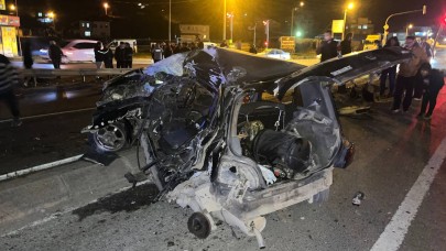 Sakarya'da korkunç kaza: Burak Velioğlu ve Mehmet Can Yelken öldü