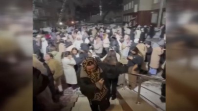 Önce 7, 1 sonra 5, 3 deprem oldu. Orta Asya zangır zangır sallanıyor. İlk fotoğraflar geldi