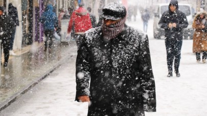 Meteoroloji kuvvetli kar yağışı uyarısı yaptı. Bu illerde yaşayanlar dikkat hava soğuk çok yağacak