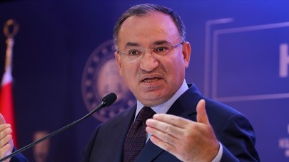 FETÖ'ye öve öve göklere çıkaran Bekir Bozdağ'dan Can Atalay açıklaması