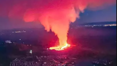 İzlanda'da lavlar yerleşim yerlerine ulaştı!