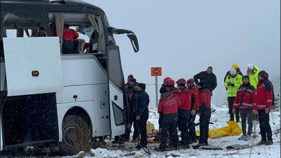 Kars'ta otobüs kazası: İlk belirlemelere göre 2 ölü 8 yaralı