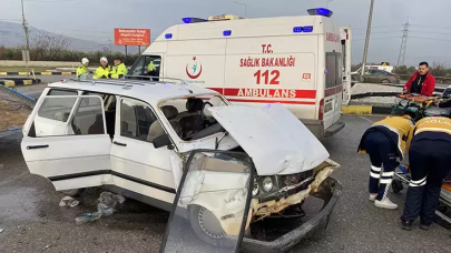 Manisa'da kaza: 8 yaralı!