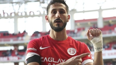 Antalyaspor'un İsrailli oyuncusu gözaltına alındı. Golü atınca bileğindeki yazıyı göstermişti