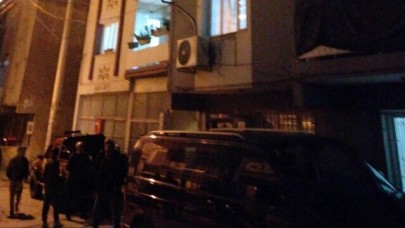 İzmir'de oğlu Bora İnan sırtından bıçakladı. Cihan İnan öldü