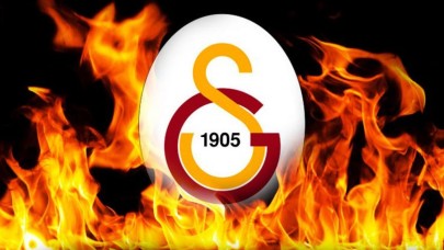 Galatasaray 2 transfer birden açıkladı. Bir santrfor bir de defans oyuncusu aldı