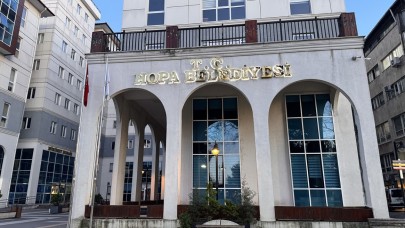 Hopa'da AK Parti'nin de CHP'nin de başkan adayı Utku Cihan