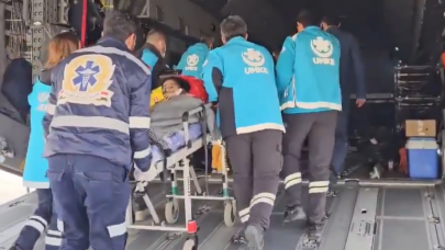 Bakan Koca: 'Gazzeli 155 kardeşimiz ülkemize geliyor'