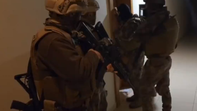 'Kafes-43' operasyonu:Kırmızı ve yeşil bültenle aranan 23 kişi yakalandı!