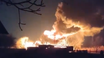 Ukrayna ordusu Rus uçağını düşürdü!